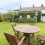 Cairbre House * Dungarvan (Waterford)