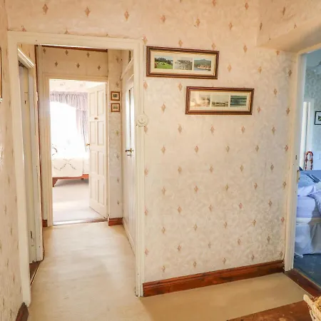 Holiday home Cairbre House *