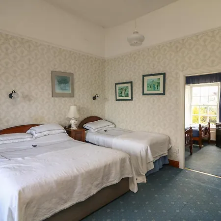 Cairbre House * Dungarvan (Waterford)